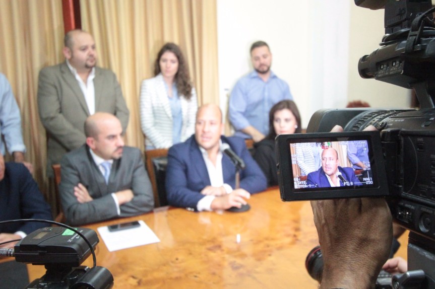 WhatsApp Image 2017-03-09 at 7.43.30 PM