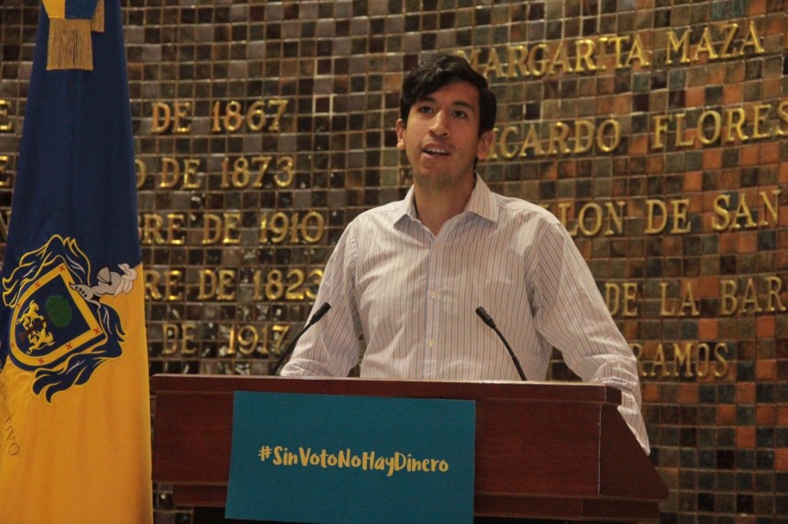 Aplazan discusión de reducción de financiamiento a partidos&nbsp;políticos