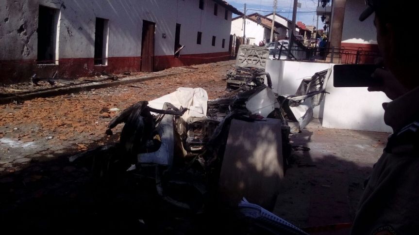 Explota camioneta en&nbsp;Chiquilistlan