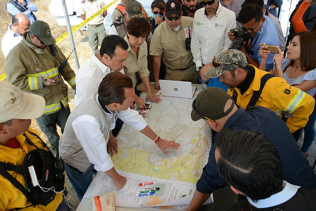 34026779850_52748ed8cd_z