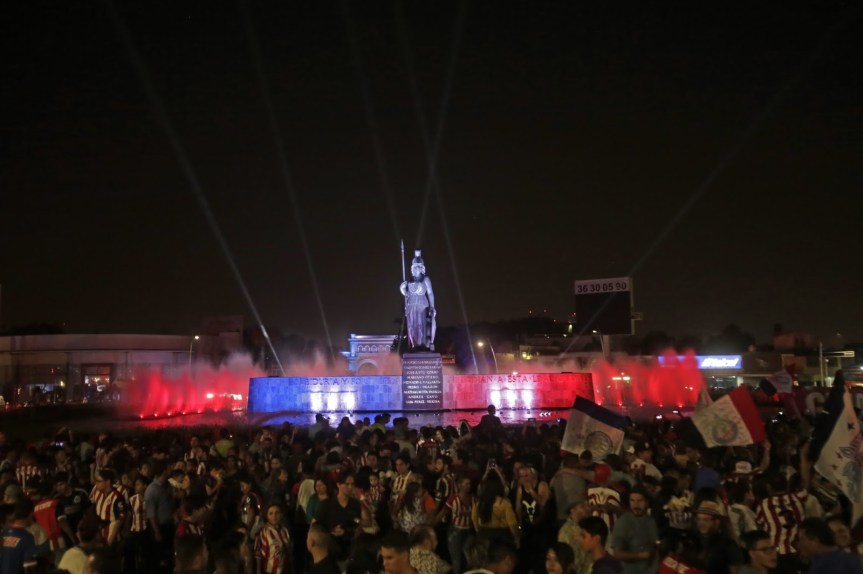Transmitirán juego de las Chivas en La&nbsp;Minerva