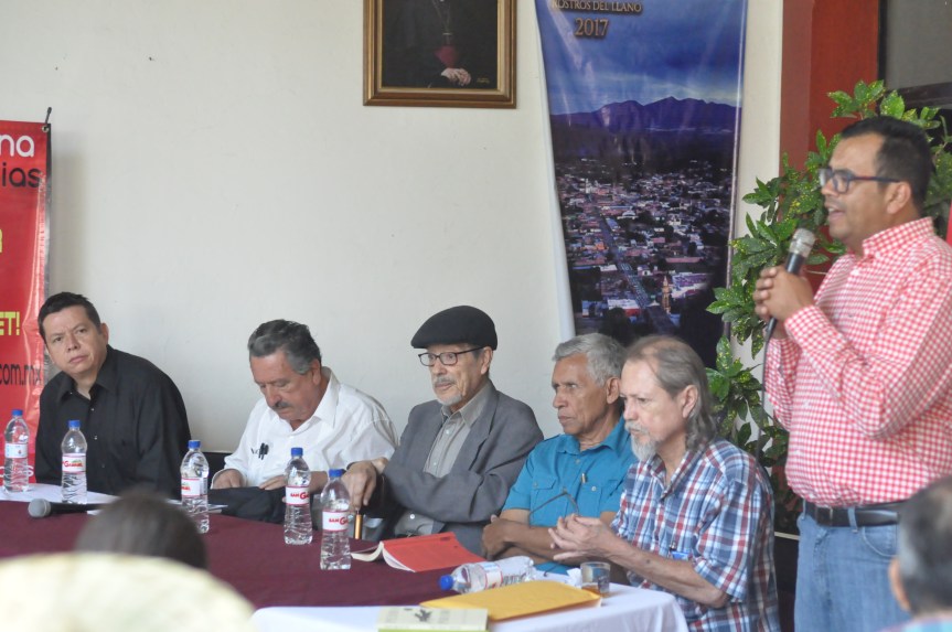 ENCUENTRO DE PERIODISTAS Y ESCRITORES EN TORNO A LA OBRA DE JUAN RULFO