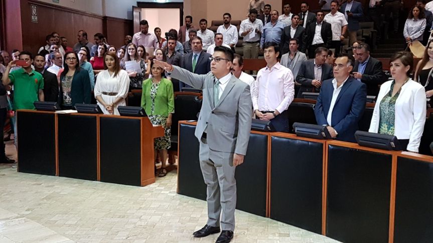 Enrique Aubry deja su&nbsp;diputación