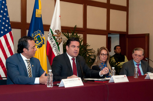 24098187528_78cef15503_z