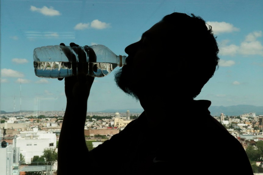 Jalisco, segundo lugar nacional en consumo de agua&nbsp;embotellada