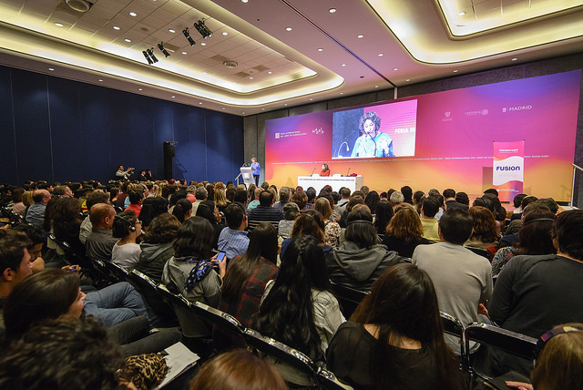 La FILGDL pasa de ser el mayor encuentro librero a pasarela social&nbsp;política