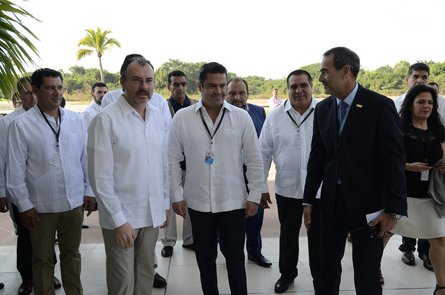 27057662999_255e610484_z