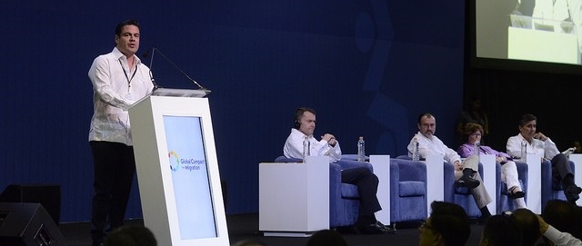 Aristóteles Sandoval convoca a crear políticas públicas a favor de los&nbsp;migrantes