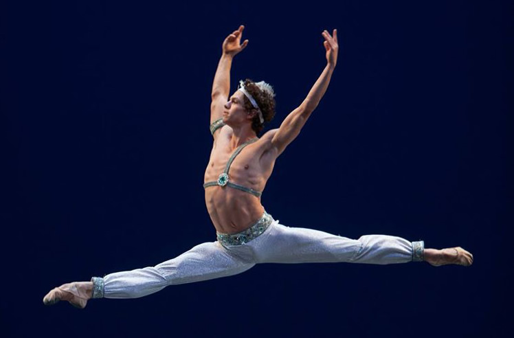 Con rotundo éxito, vuelve a presentarse Isaac Hernández en la ópera de&nbsp;París