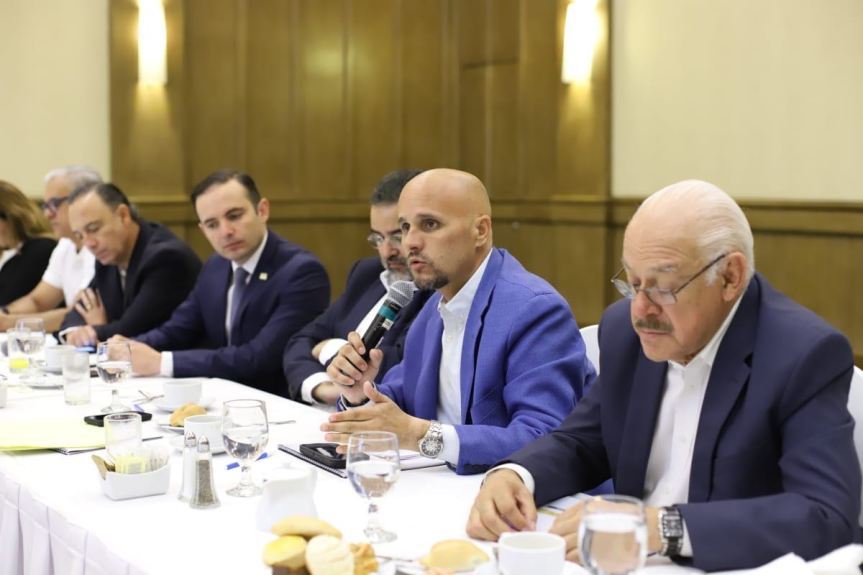 WhatsApp Image 2018-05-16 at 5.43.59 PM