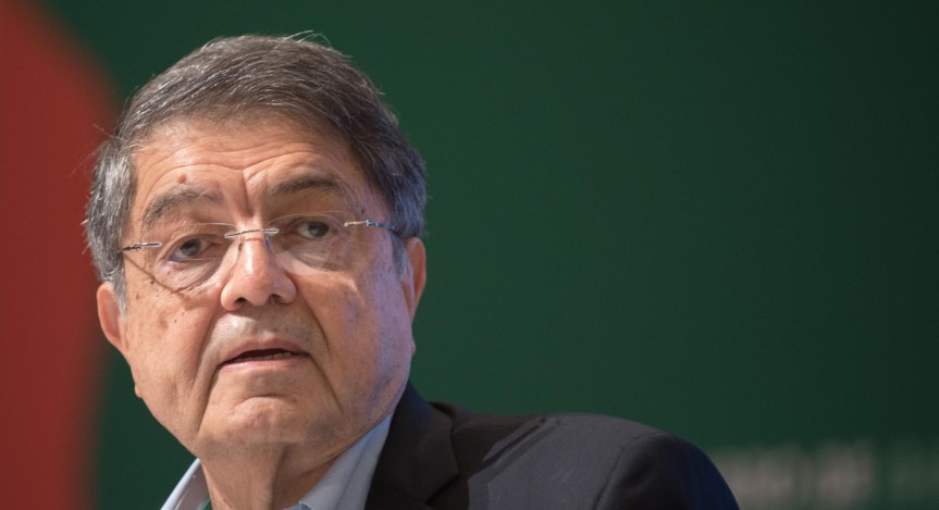 Diez novelistas aspiran al III Premio Bienal Mario Vargas&nbsp;Llosa