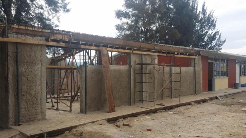 Inconclusas 200 escuelas