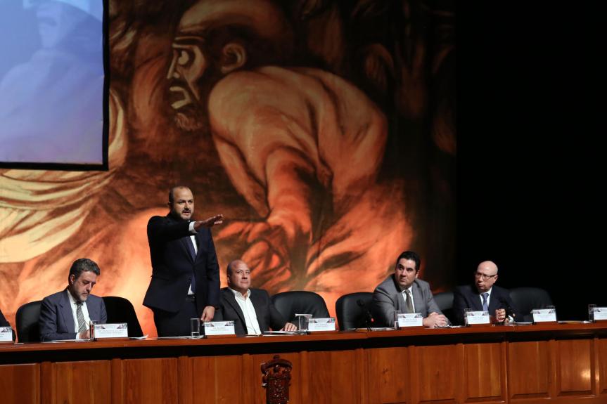 Toma protesta  Ricardo Villanueva Lomelí, como Rector&nbsp;General