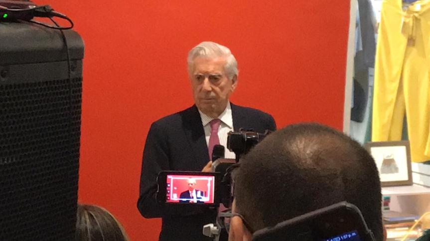 Vargas Llosa llama a una Movilización por las&nbsp;democracias