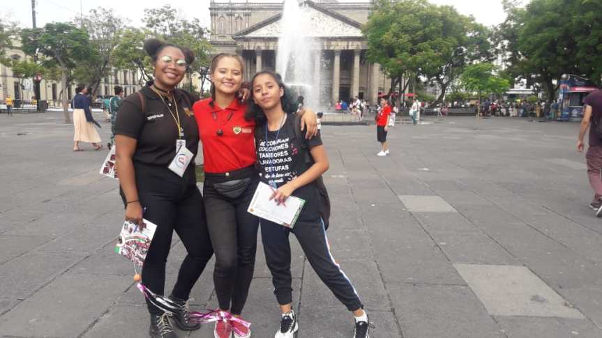 Regalando sonrisas en&nbsp;Guadalajara