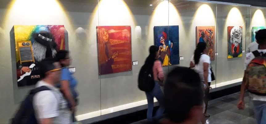 Ave Fénix muestra artística en el Tren&nbsp;Ligero