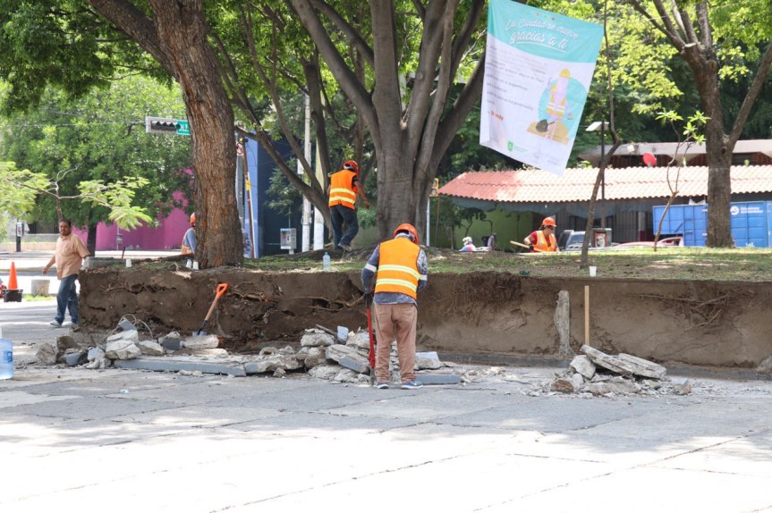 Anuncia Del Toro Castro la rehabilitación de plaza&nbsp;Juárez