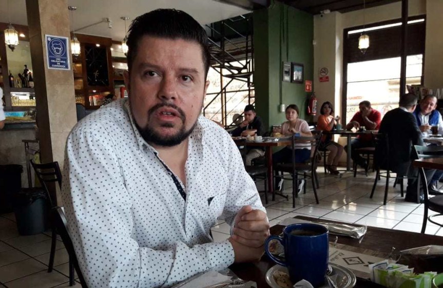 Christian López, sigue apoyando con Huevos a El&nbsp;Salto