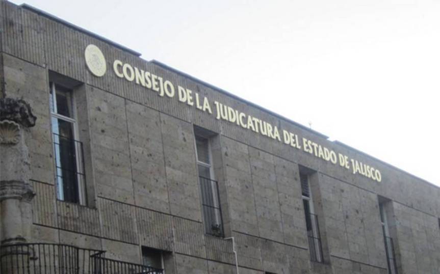 Separan a juez que negó a enjuiciar corrupción de menores al exfuncionario que abusó de una&nbsp;niña