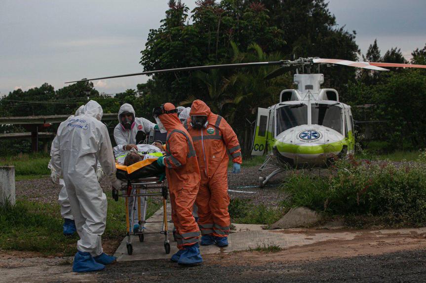 Paciente covid llegó vía aérea al Hospital Ángel&nbsp;Leaño