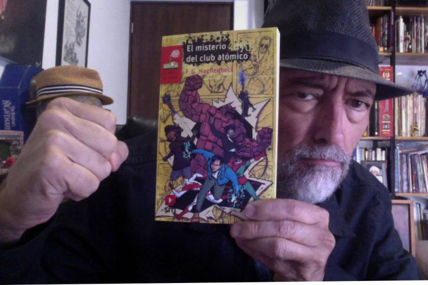 César el joven mexicano que tiene que resolver el homicidio de un&nbsp;superhéroe