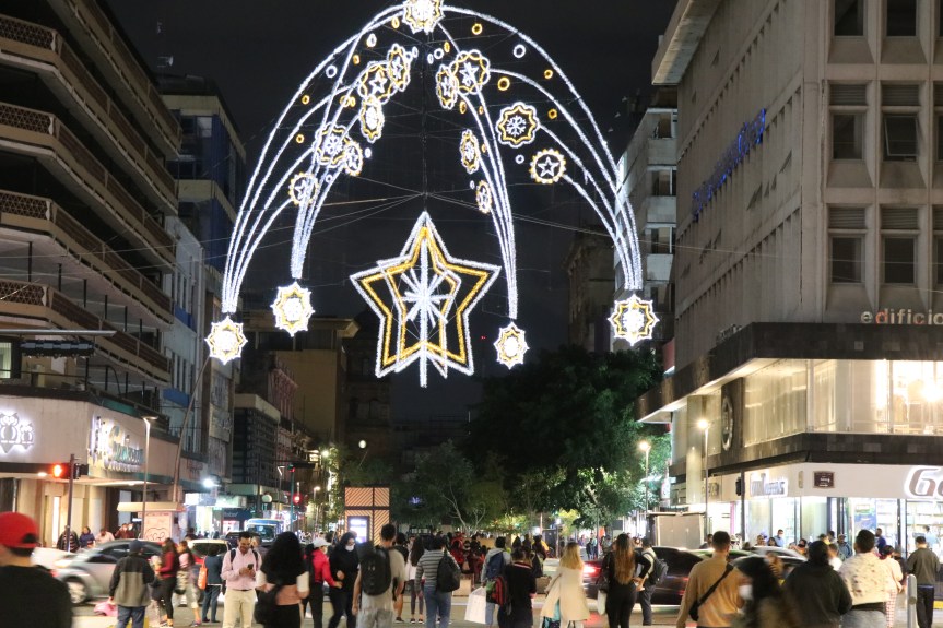 Guadalajara comienza a vestirse de Navidad&nbsp;(Fotos)