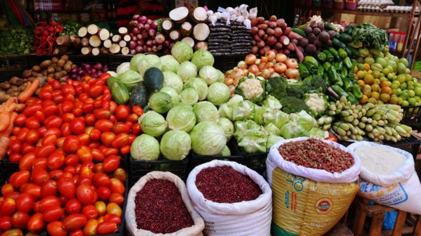 Bajan 40% ventas al menudeo en el Mercado de&nbsp;Abastos