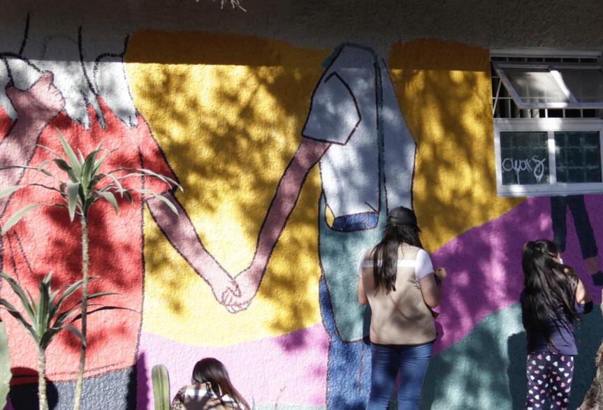 Pintan mural para visibilizar a las mujeres y niñas refugiadas en&nbsp;Guadalajara