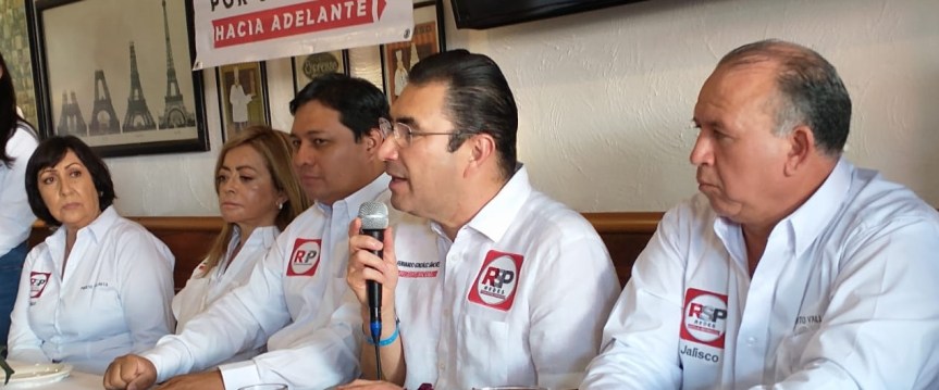 No nos regalen ni un solo voto, analicen su decisión: Fernando González&nbsp;Sánchez