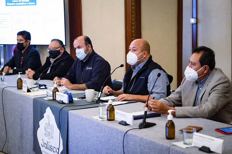 Jalisco iniciará clases presenciales para el 30 de agosto con un modelo híbrido; UdeG lo hará en forma&nbsp;virtual