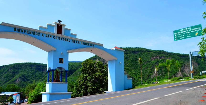 Otra más de la Secretaría de Salud Jalisco, ahora despide a médico por recibir atención&nbsp;médica