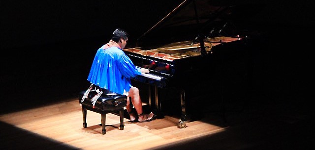 El músico rarámuri Romeyno Gutiérrez se presentará en el Centro Cultural González Gallo y en Teatro&nbsp;Alarife