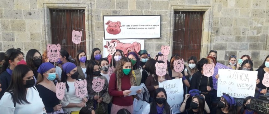 Amparan a Magistrado, seguirá&nbsp;libre