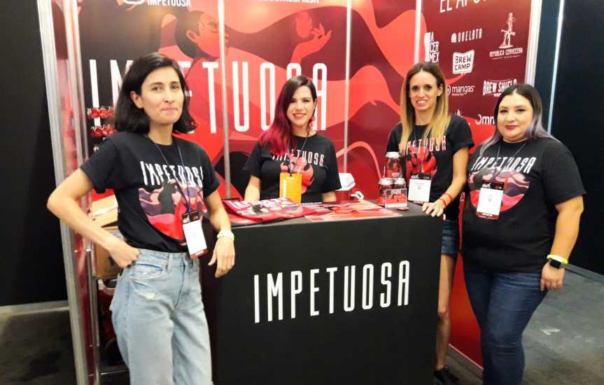 Mujeres impetuosas que fabrican cerveza con causa y mucho&nbsp;corazón