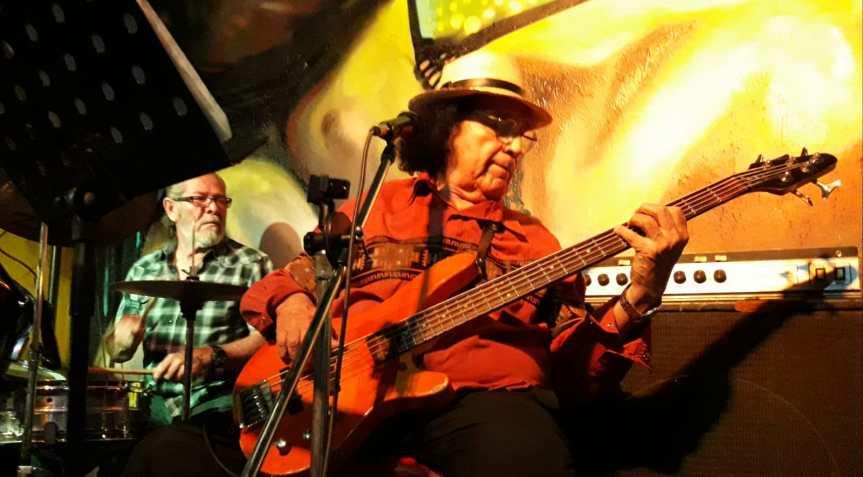 Mario Pulido regresó al Blues junto con Chester &&nbsp;Blu