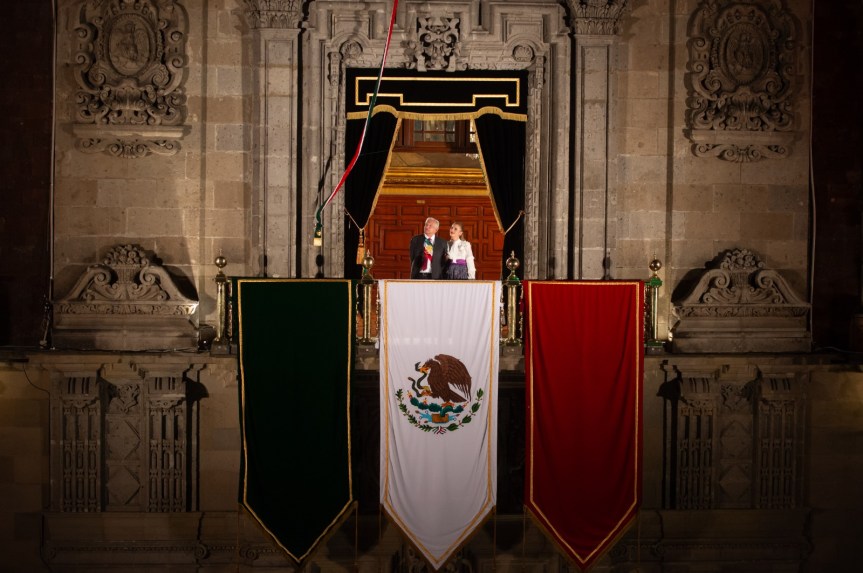 Un cacique trasnochado