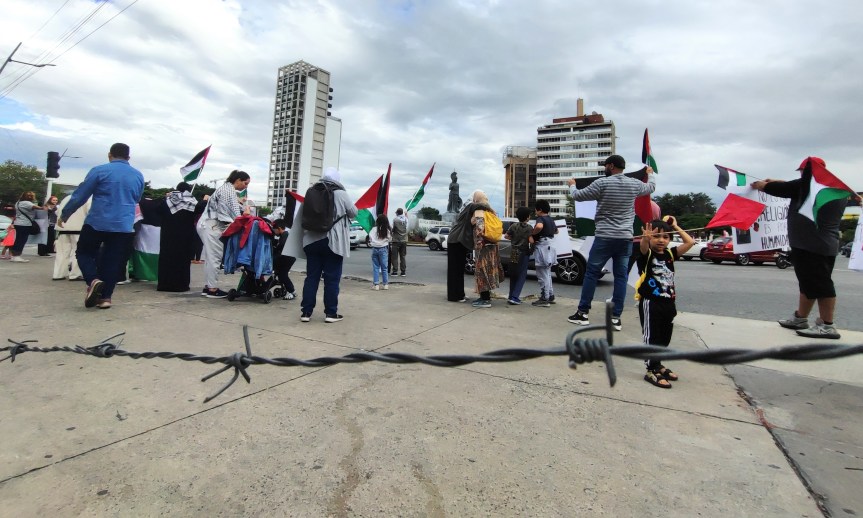 Banderas palestinas ondean en&nbsp;Guadalajara