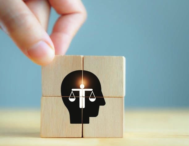 POLÍTICA, MORALIDAD Y&nbsp;ÉTICA