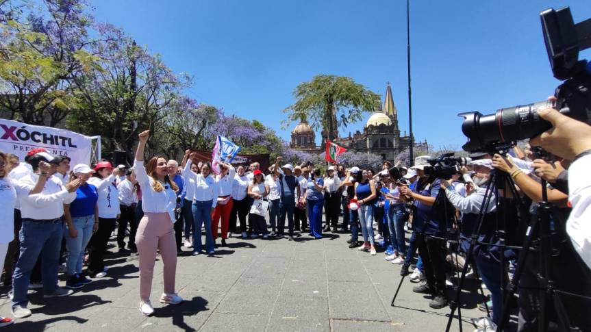 Con baile y sin mitin multitudinario inicia Diana González campaña por&nbsp;Guadalajara