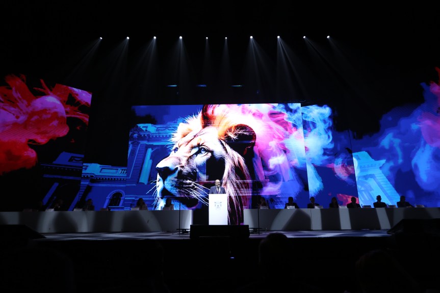 Ricardo Villanueva se despide con su sexto y último Informe de actividades 