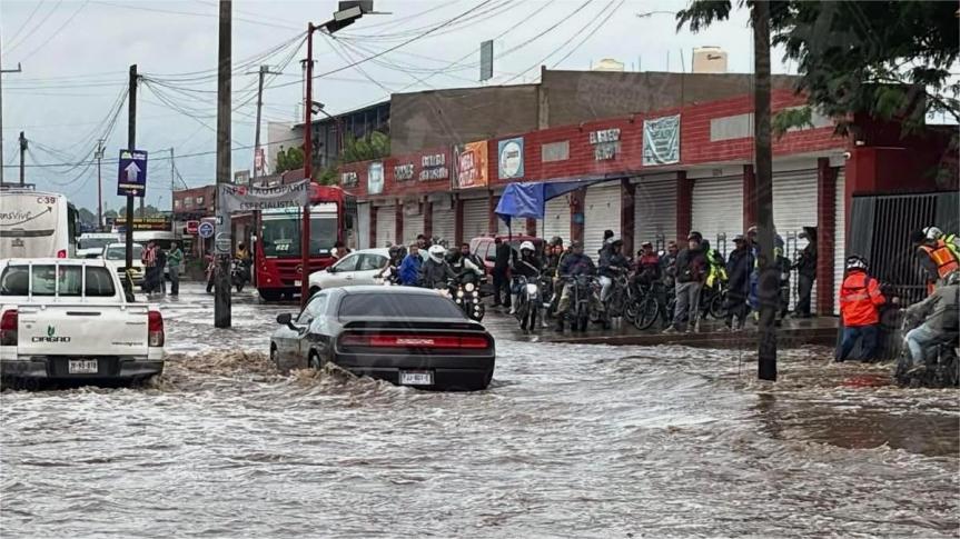 Cayó un tormentón en GDL que dejó al menos 150 viviendas afectadas 