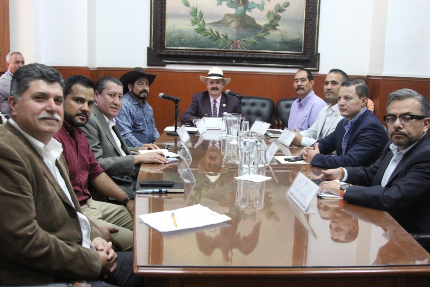 Presentan a diputados estrategia estatal contra el Gusano Barrenador 