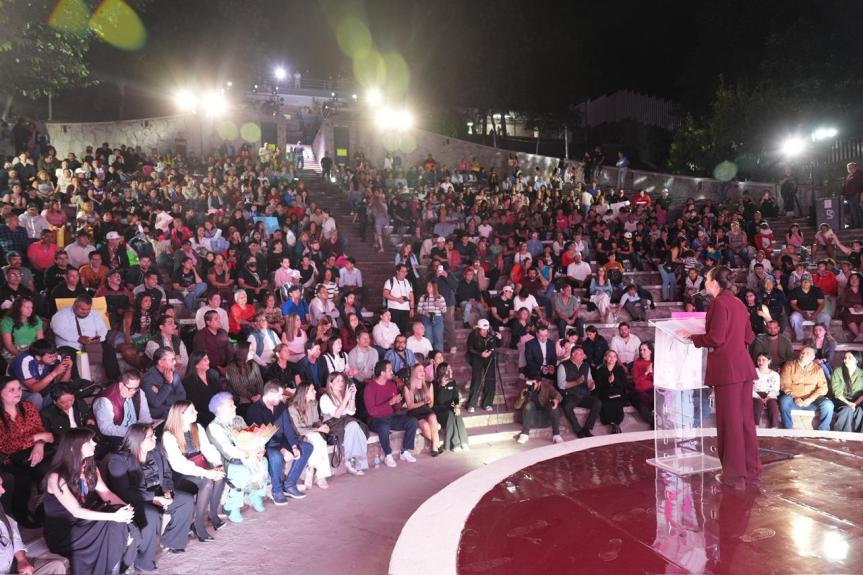 Más que simples informes legislativos, un gran mensaje 