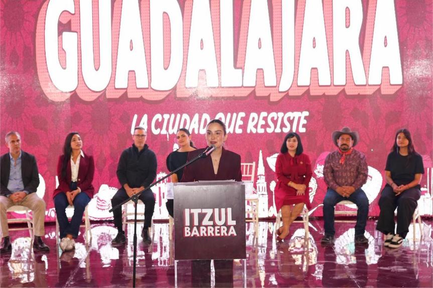 Itzul Barrera rinde su informe a los ciudadanos del Distrito 09 
