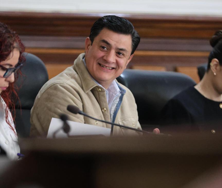 Chema Martínez exige aumento salarial del 15% para policías y bomberos y propone financiarlo con recorte a gastos&nbsp;superfluos