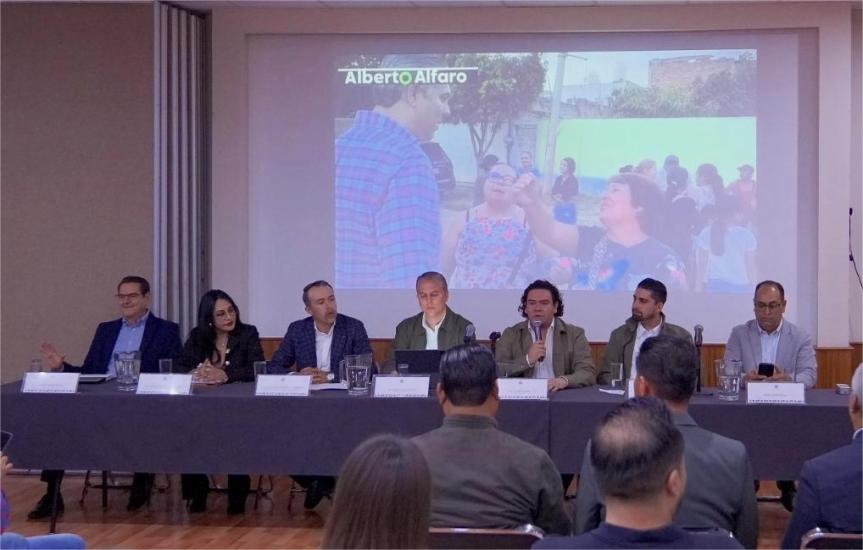 Ya es oficial, Alberto Alfaro se suma a la banca del PVEM en el Congreso del Estado 