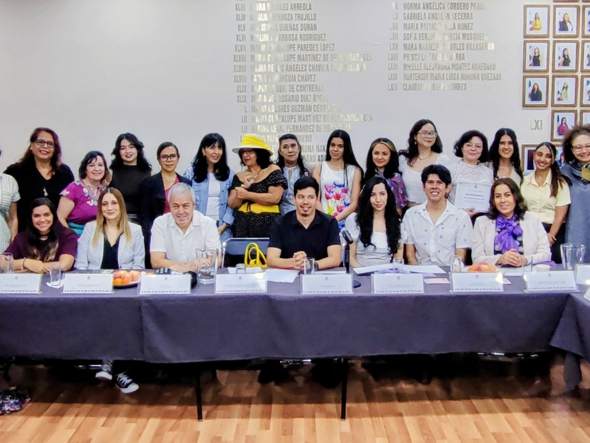 Voces de mujeres literarias en el Congreso de Jalisco 