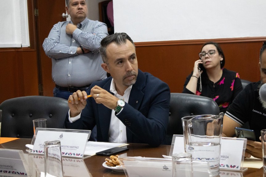 Diputado Lupe Buenrostro propone reforzar vigilancia en escuelas durante vacaciones