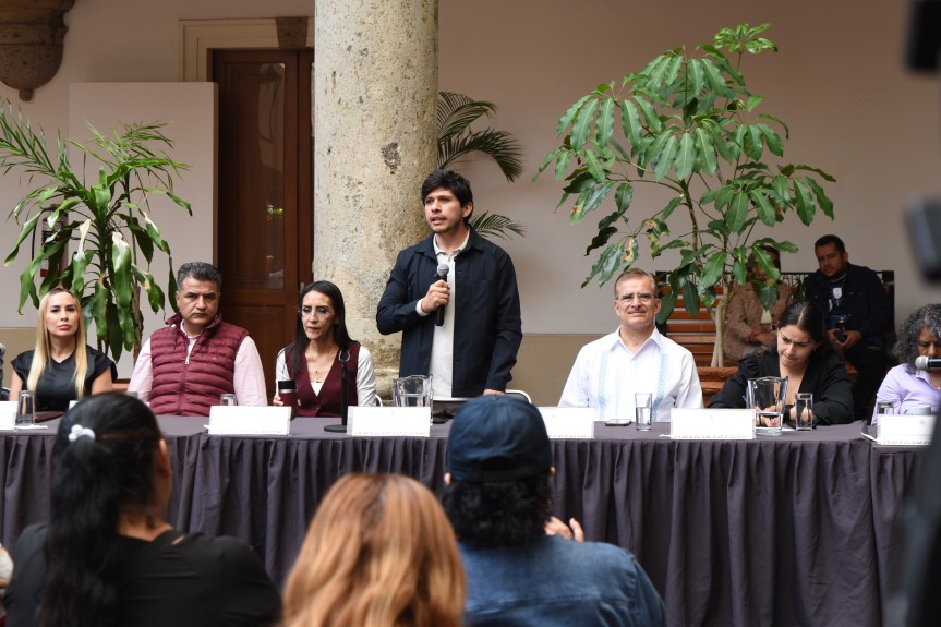 Alejandro Puerto se arrepiente y regresa al grupo parlamentario de&nbsp;Morena