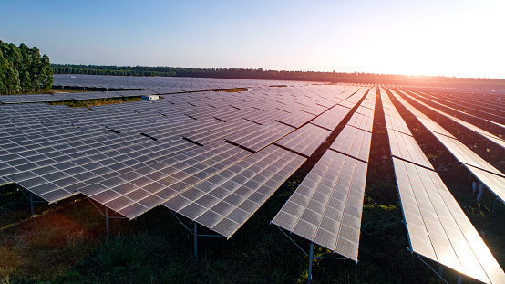 Crean alianza para la investigación e innovación energética con la Universidad de Guadalajara
